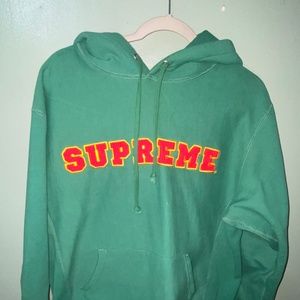 Supreme hoodie size large
